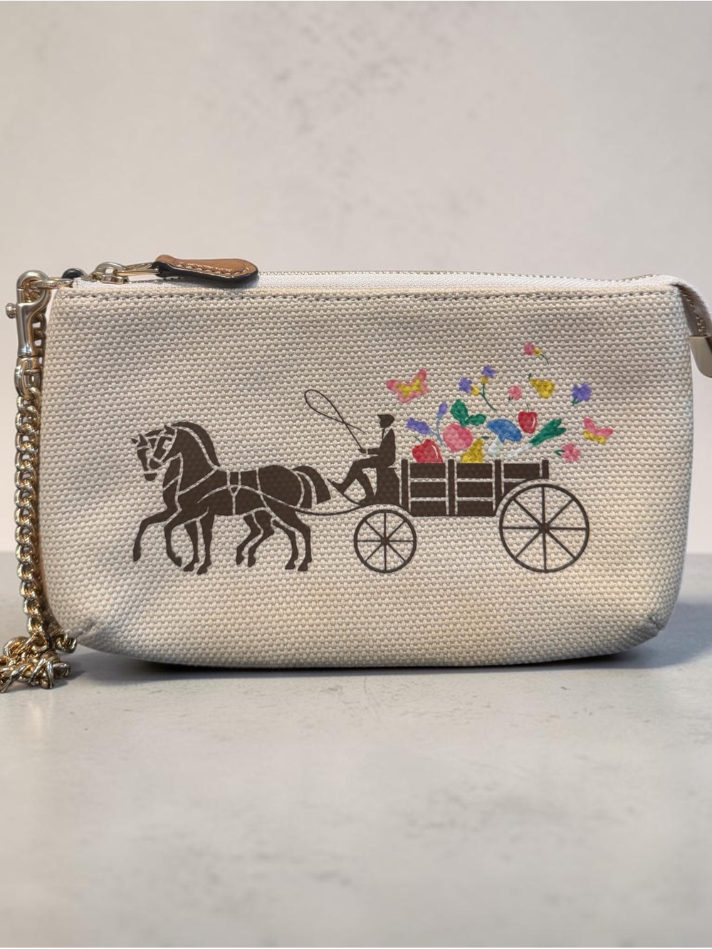 Coach Dreamy Veggie Large Canvas Wristlet 19 Horse & Carriage